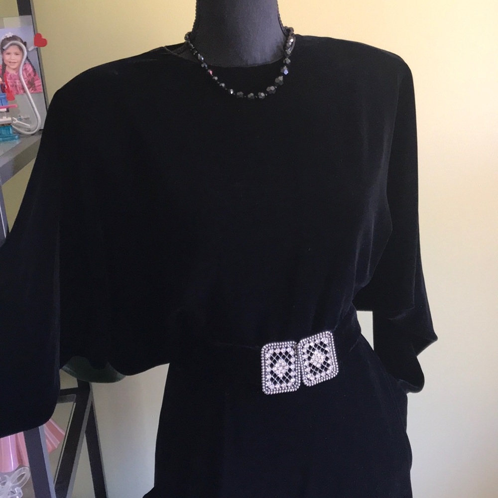 🔪1980 does 1940 velvet dress🔪